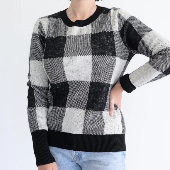 Banana Republic Black & White 61% Cotton 19% Mohair 8% Wool Crewneck Sweater XS - Picture 2 of 12